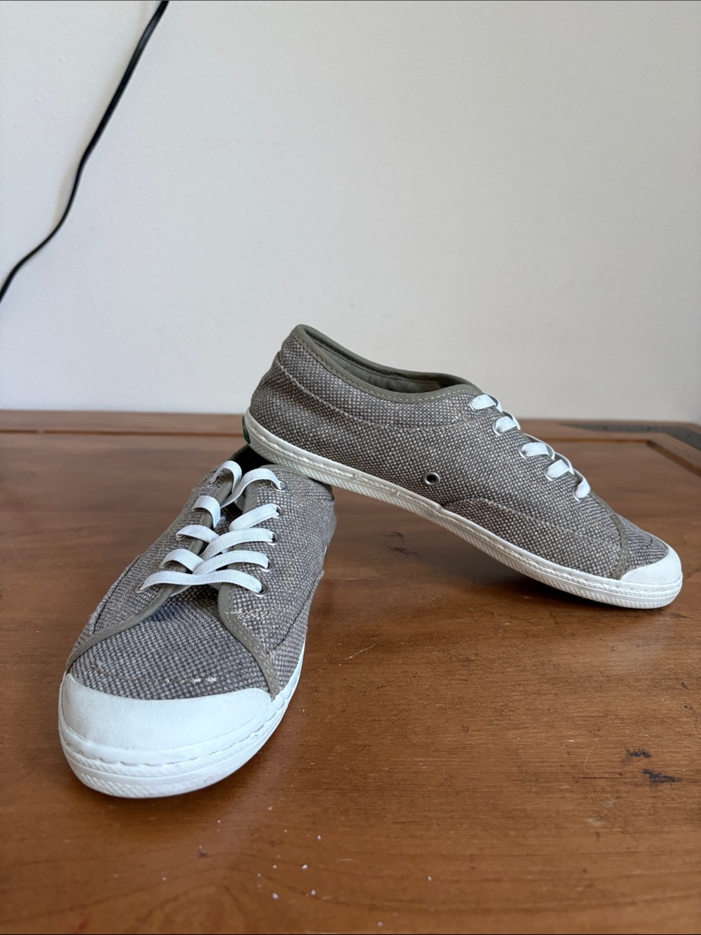 Simple Tan Cork-Textured Insole Casual Slip On Sneakers Size 8